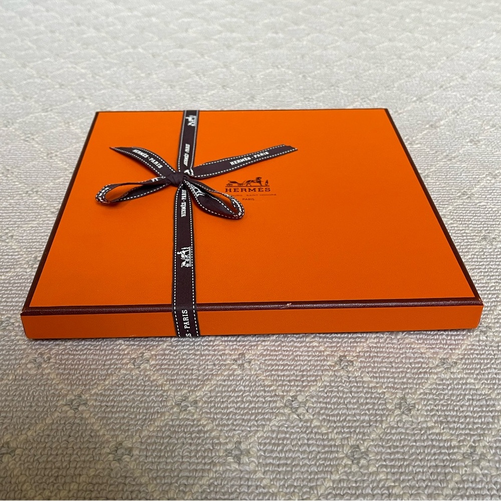 Authentic HERMES Box, Shopping Bag, Ribbon - Picture 3 of 11